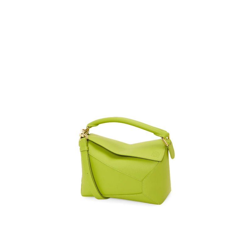Loewe Small Puzzle in Classic Calfskin-Grass Green