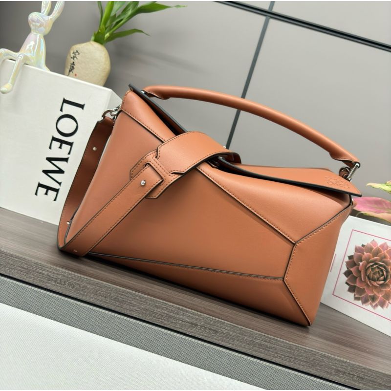 Loewe Large Puzzle bag in classic calfskin