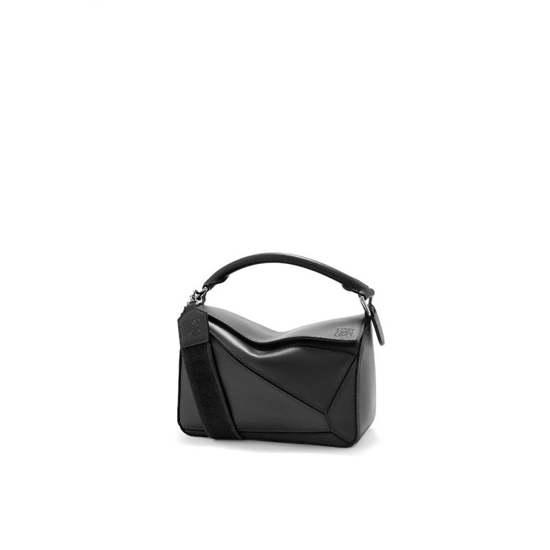 Loewe Small Puzzle in Smooth Calfskin 