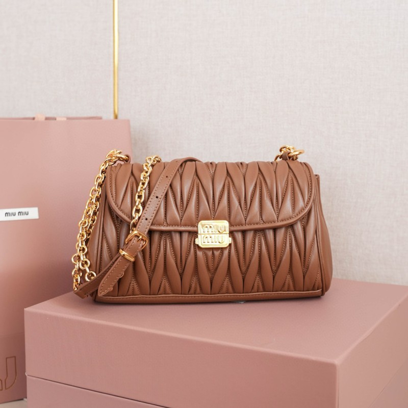 Matelassé nappa leather shoulder bag-Cognac