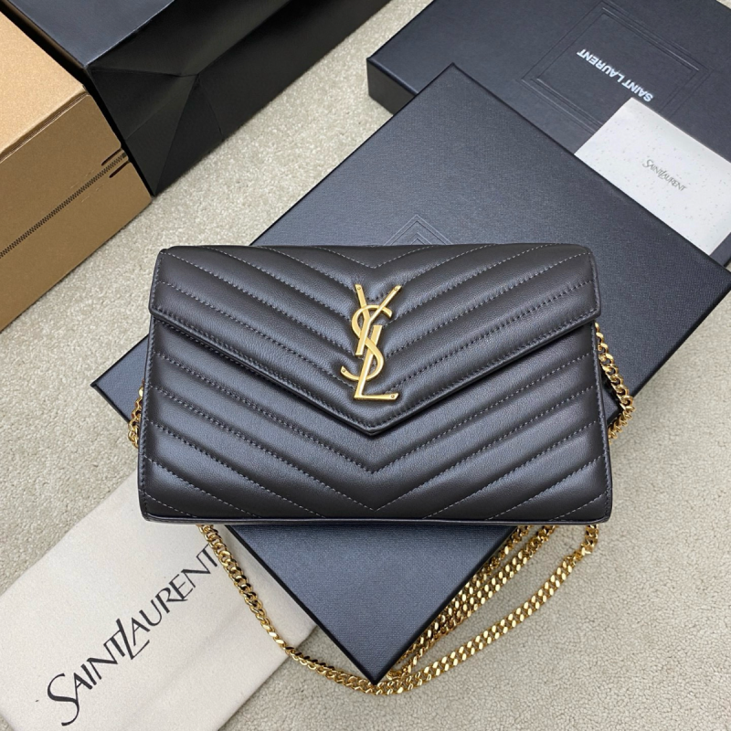 PORTAFOGLI CASSANDRE CON CATENA IN PELLE DI AGNELLO