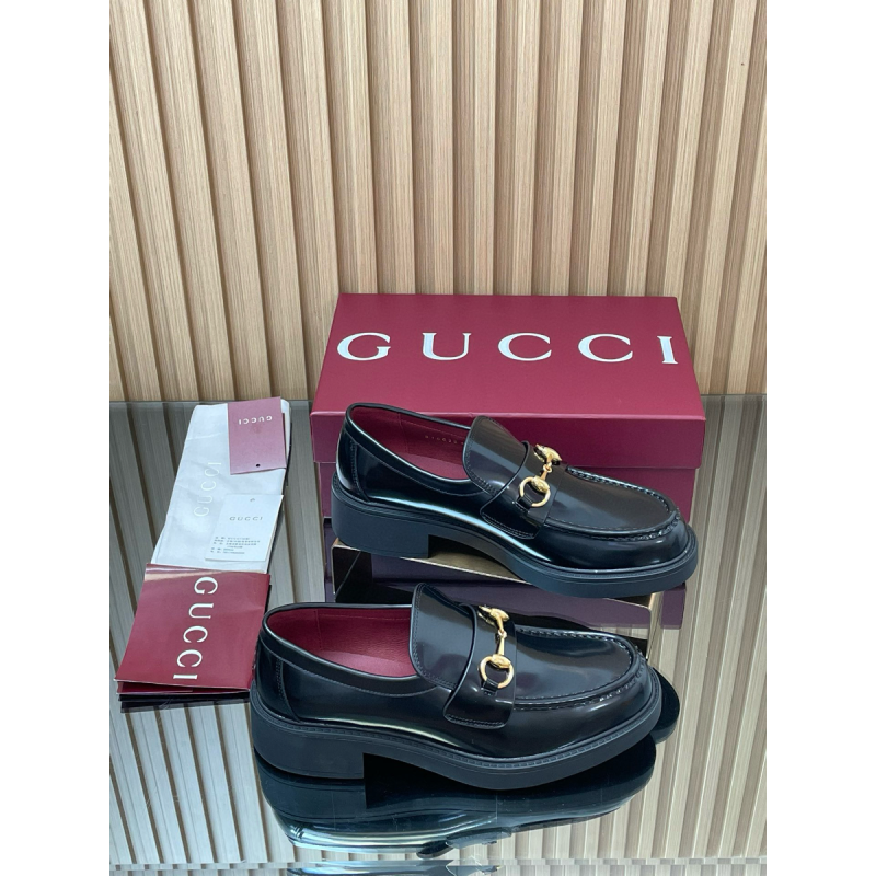 Mocassino donna con Morsetto