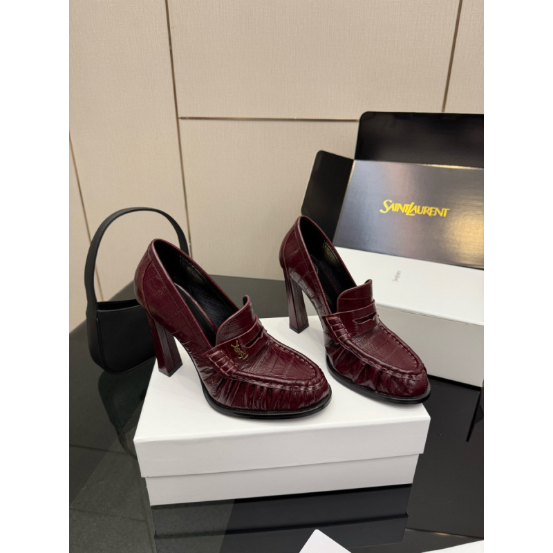 Décolleté Le Loafer  in Pelle Saint Laurent