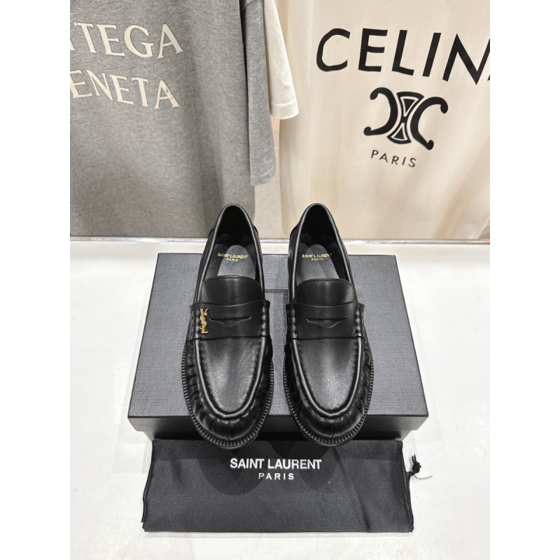 Le Loafer in Pelle Saint Laurent