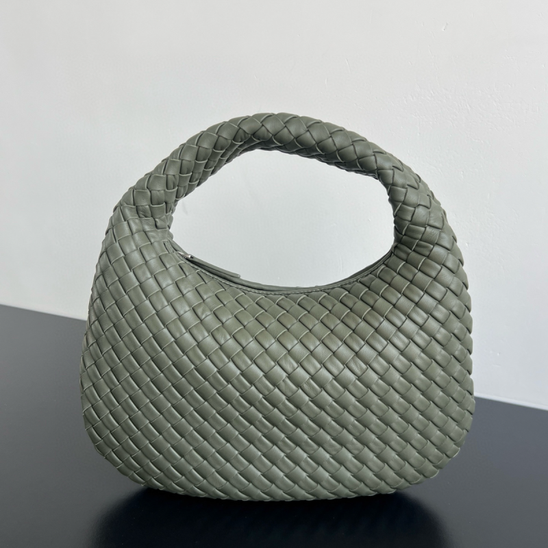 Intrecciato Small Veneta Shoulder Bag-Pickle