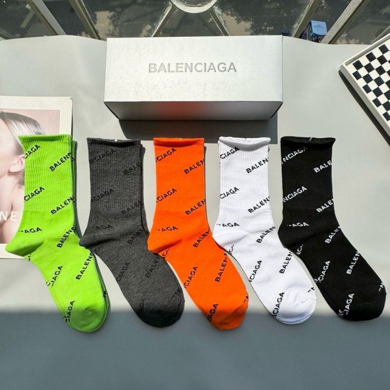 Balenciaga socks ( 5 pairs)