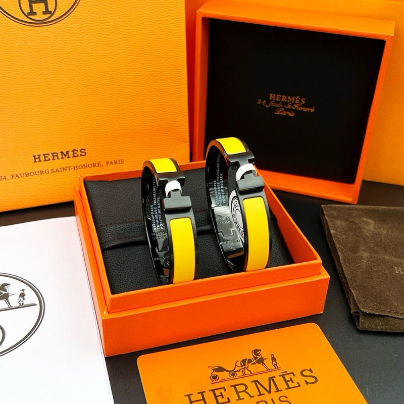 Hermes Clic Matte Bangle-Lime