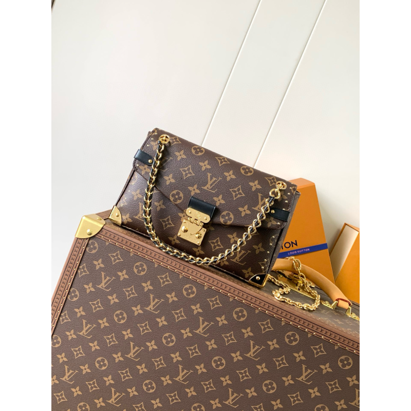 M14526 SS25 Collection Trunkie